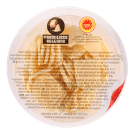 Parmigiano reggiano flakes