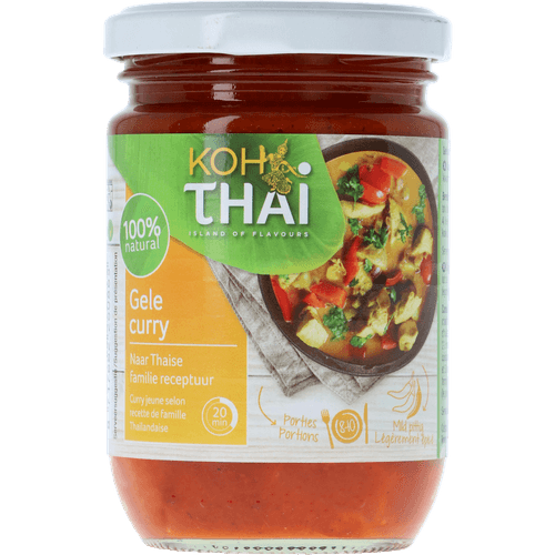 Foto van Koh Thai Kruidenpasta gele curry op witte achtergrond