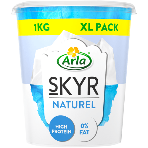 Foto van Arla Skyr naturel op witte achtergrond