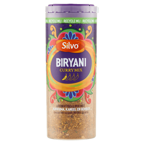 Foto van Silvo Curry biryani op witte achtergrond