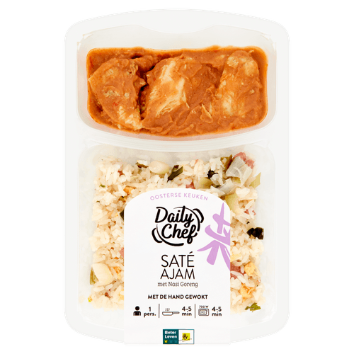 Foto van Daily Chef Nasi + sate ajam op witte achtergrond