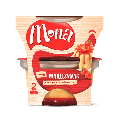 Foto van Mona Pudding vanille met aardbeiensaus op witte achtergrond