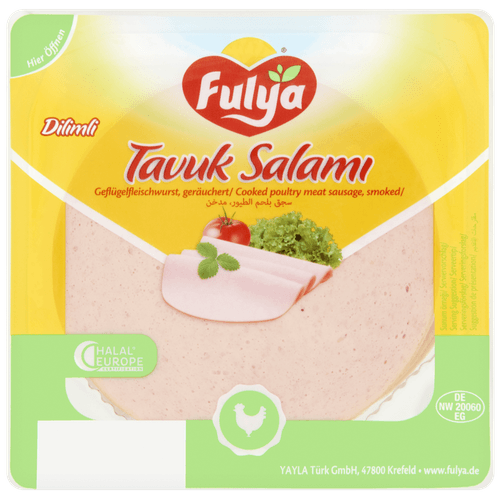 Foto van Fulya Kipsalam op witte achtergrond