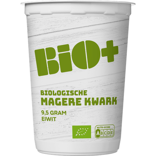 Foto van Bio+ Magere kwark op witte achtergrond
