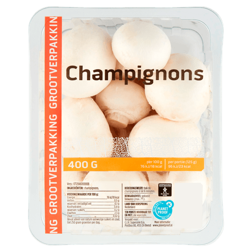 Foto van Champignons middel op witte achtergrond