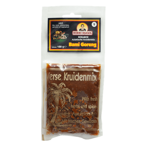 Foto van Kokki Djawa Boemboe bami goren op witte achtergrond