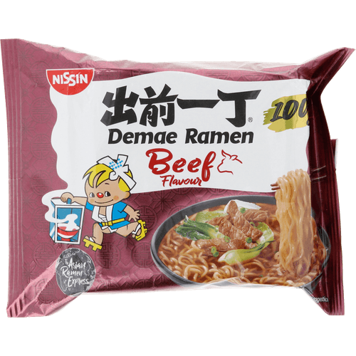 Foto van Nissin Demae Ramen Beef op witte achtergrond