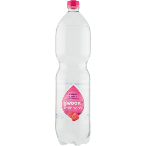 Foto van G'woon Bruisend mineraalwater framboos op witte achtergrond