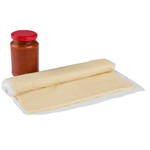 Foto van Tante Fanny Vers pizzadeeg met potje tomatensaus op witte achtergrond