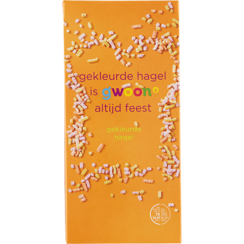 Foto van G'woon Gekleurde hagelslag op witte achtergrond