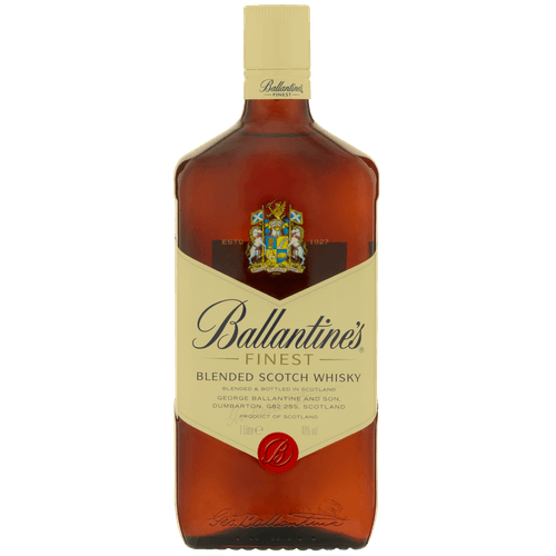 Foto van Ballantine's Whisky op witte achtergrond
