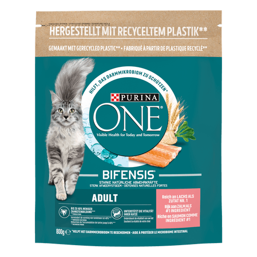 Foto van Purina One Kattenvoer adult zalm & volkoren granen op witte achtergrond