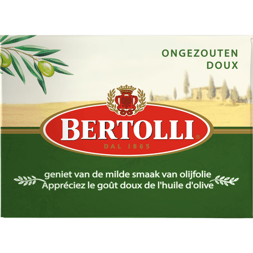 Foto van Bertolli Margarine ongezouten op witte achtergrond