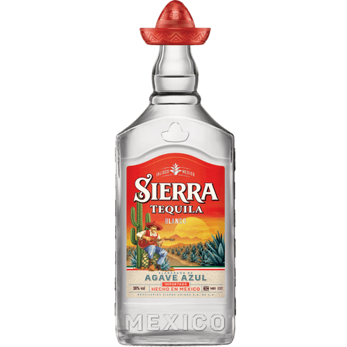 Foto van Sierra Tequila blanco op witte achtergrond
