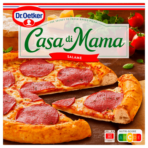 Foto van Dr. Oetker Casa di mama pizza salame op witte achtergrond