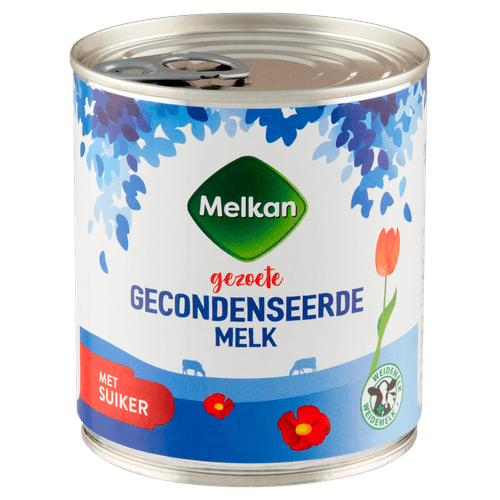 Foto van Melkan Gecondenseerde volle melk op witte achtergrond