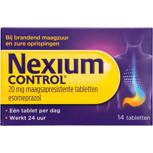 Foto van Nexium Control Tablet brandend maagzuur op witte achtergrond