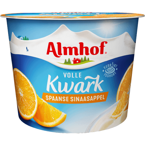 Foto van Almhof Volle kwark Spaanse sinaasappels op witte achtergrond