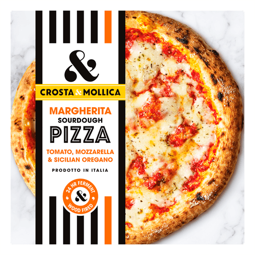 Foto van CROSTA & MOLLICA Pizza margherita op witte achtergrond