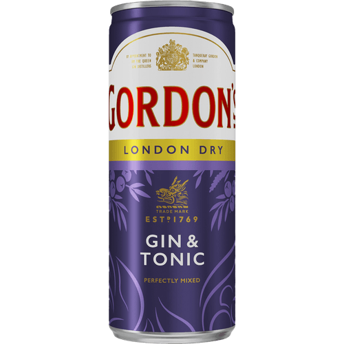 Foto van Gordon's Gin tonic op witte achtergrond