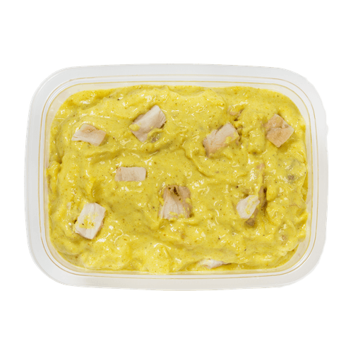 Foto van 1 de Beste Kip-kerrie salade op witte achtergrond