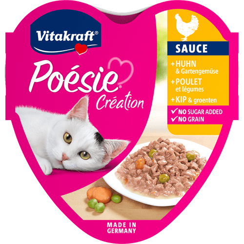 Foto van Vitakraft Kattenvoer poesie kip en groente in saus op witte achtergrond