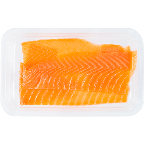 Foto van DekaVers Gerookte Noorse zalm lang gesneden op witte achtergrond