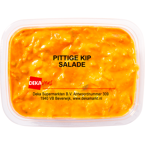 Foto van DekaVers Salade pittige kip op witte achtergrond