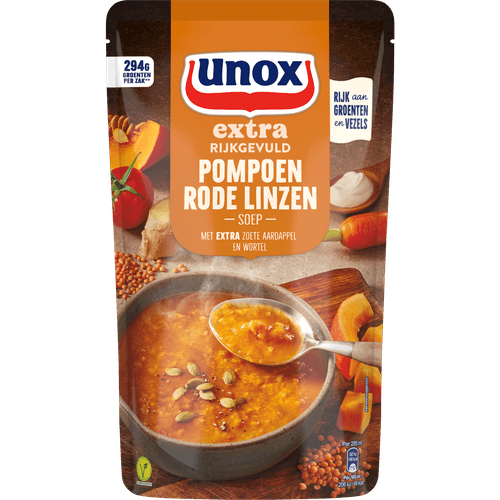 Foto van Unox Soep in zak pompoen met rode linzen op witte achtergrond