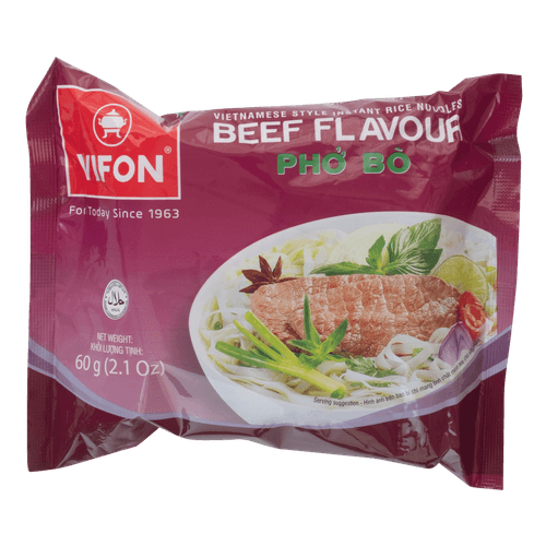 Foto van Vifon Pho noodles soup beef flavour op witte achtergrond