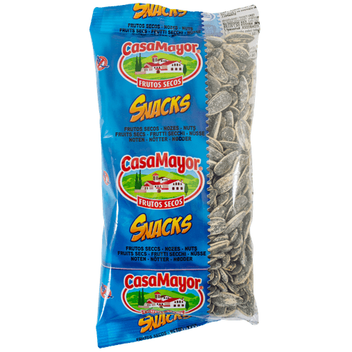 Foto van Casa Mayor Zonnebloempitten gezouten op witte achtergrond