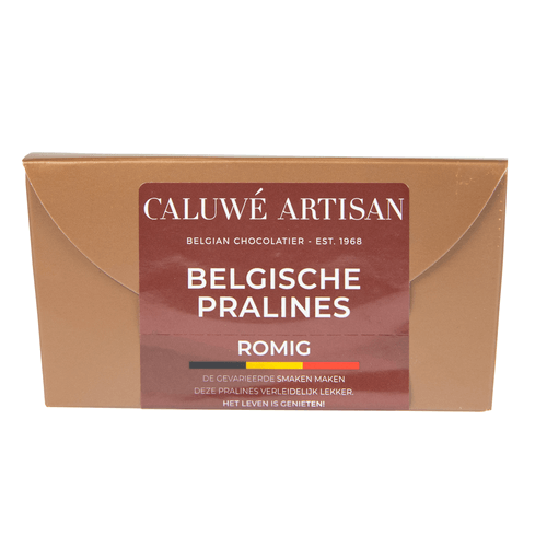 Foto van Caluwe Artisan Belgische pralines caramel op witte achtergrond