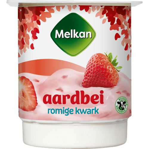 Foto van Melkan Halfvolle kwark aardbei op witte achtergrond