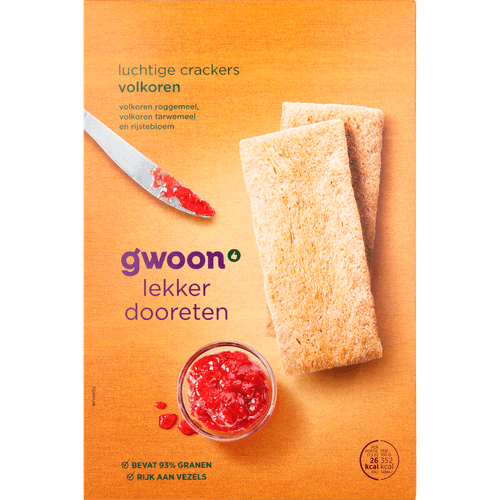Foto van G'woon Luchtige crackers volkoren op witte achtergrond