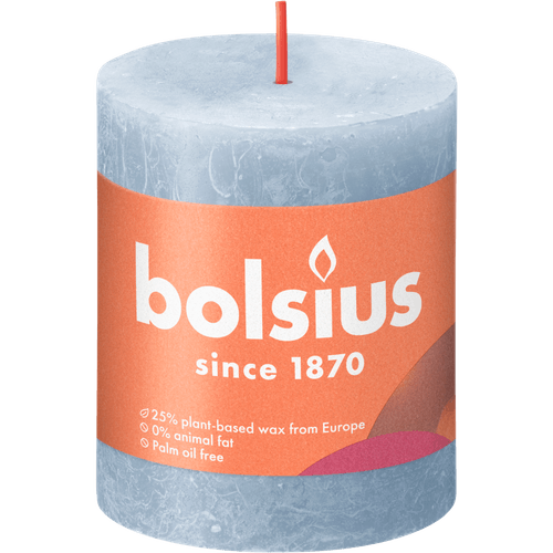 Foto van Bolsius Kaars rustiek sky blue 80/86 op witte achtergrond