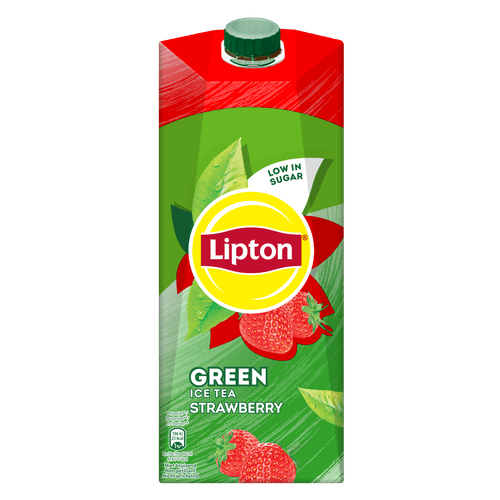 Foto van Lipton Ice tea green strawberry op witte achtergrond