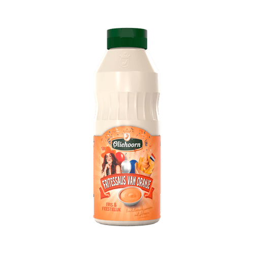 Foto van Oliehoorn Fritessaus oranje op witte achtergrond