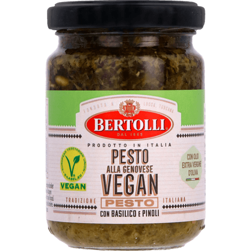 Foto van Bertolli Pesto genovese vegan op witte achtergrond