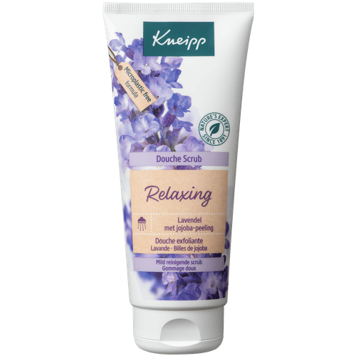 Foto van Kneipp Douche scrub relaxing op witte achtergrond