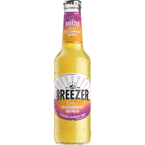 Foto van Bacardi Breezer passionfruit mango op witte achtergrond