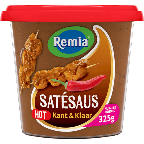 Foto van Remia Satesaus kant en klaar hot op witte achtergrond