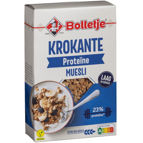 Foto van Bolletje Krokante muesli proteïne op witte achtergrond