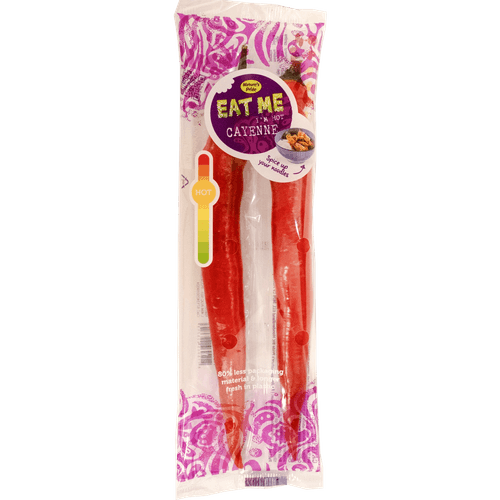 Foto van Eat Me Rode pepers op witte achtergrond