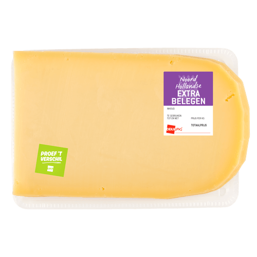 Foto van DekaVers Extra belegen kaas 48+ gesneden op witte achtergrond