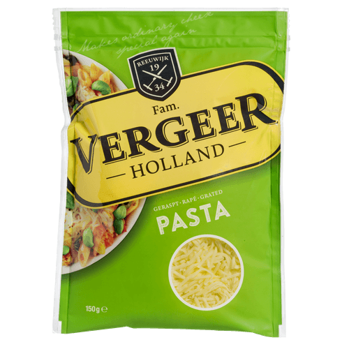 Foto van Vergeer Geraspte kaas pasta op witte achtergrond