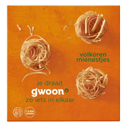 Foto van G'woon Mie nestjes volkoren op witte achtergrond