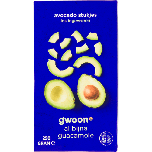 Foto van G'woon Avocado blokjes op witte achtergrond