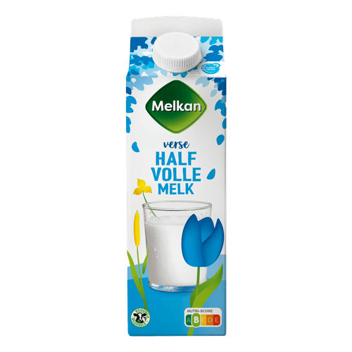 Foto van Melkan Halfvolle melk op witte achtergrond