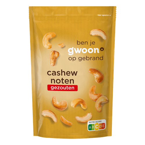 Foto van G'woon Cashewnoten gezouten op witte achtergrond
