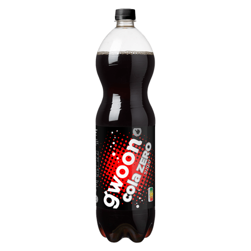 Foto van G'woon Cola zero op witte achtergrond
